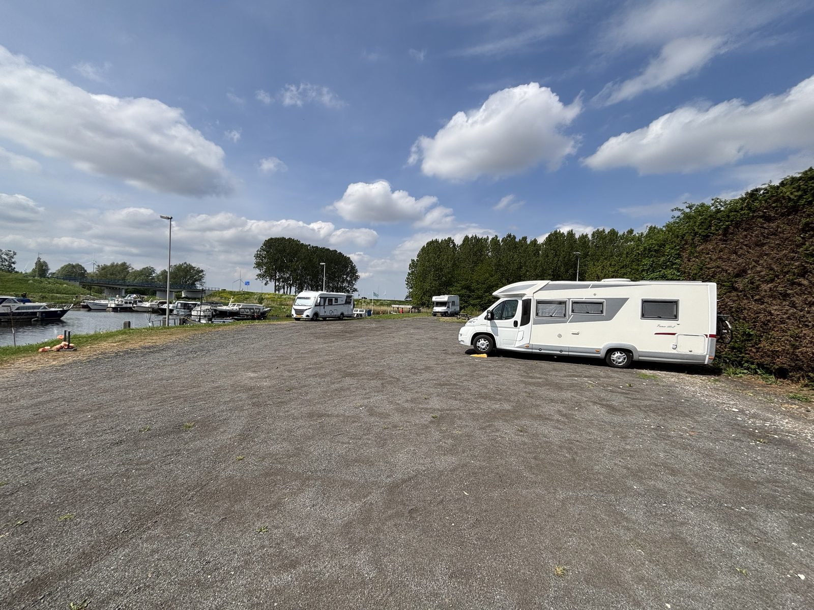 Wohnmobilstellplätze am Hoge Vaart